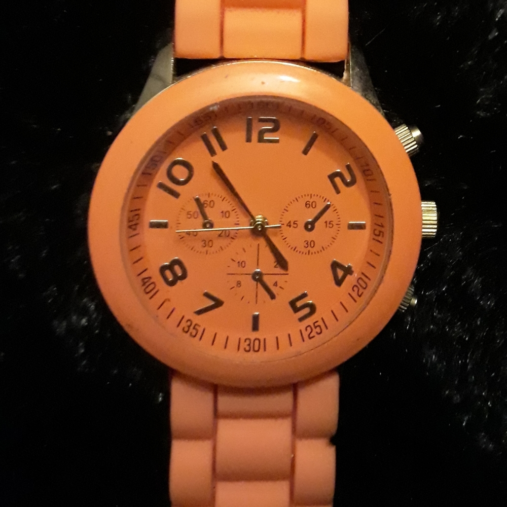 Peach Gold Darice Watch